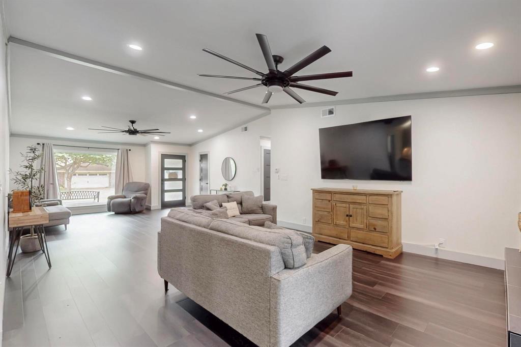 2003 Quincy completed exterior