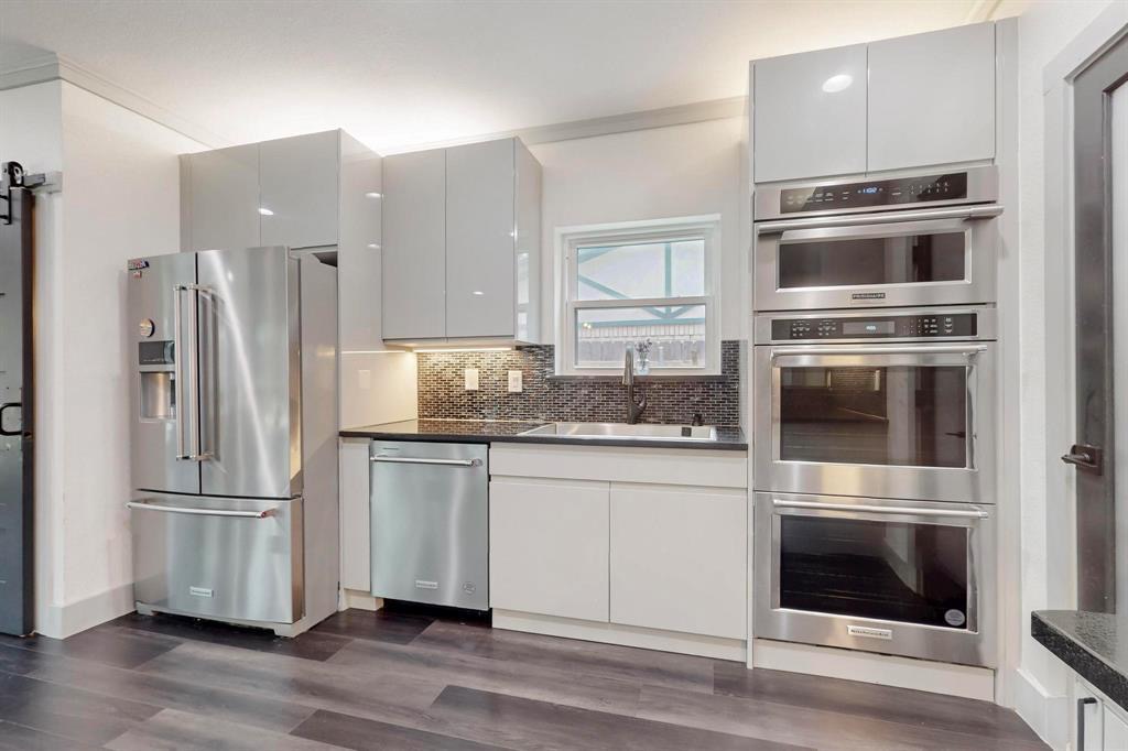 2003 Quincy finished room