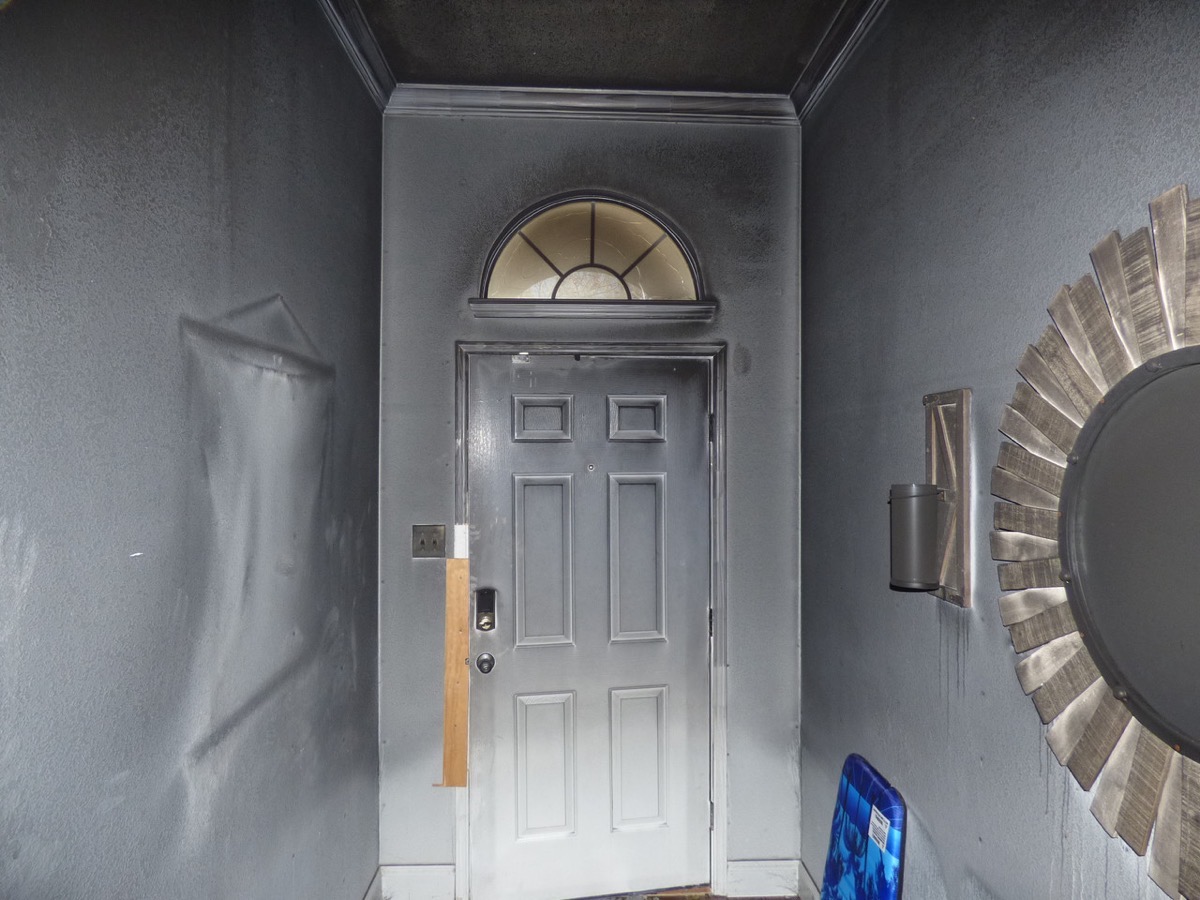 10733 Vista window damage